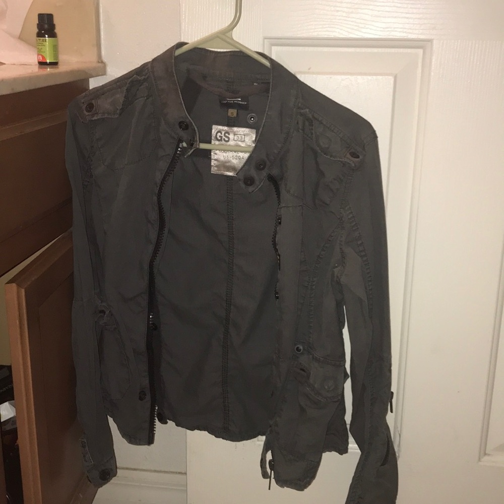 100 percent cotton .